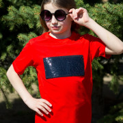 футболка хб красная, пайетки черный прямоугольни